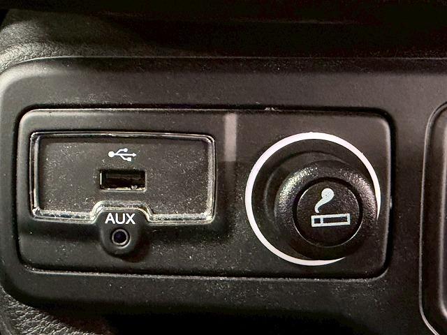 CHRYSLER JEEP JEEP RENEGADE LONGITUDE