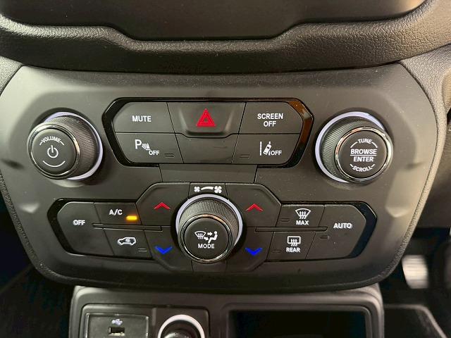 CHRYSLER JEEP JEEP RENEGADE LONGITUDE