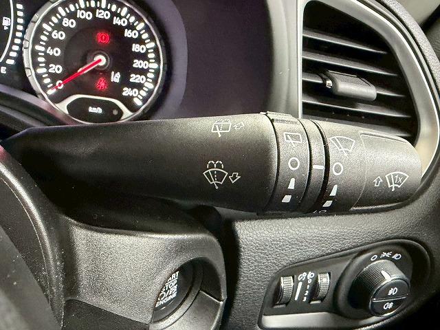 CHRYSLER JEEP JEEP RENEGADE LONGITUDE