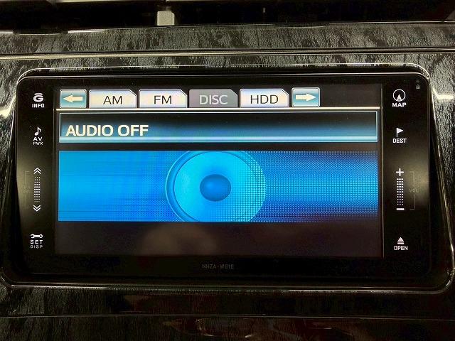 プリウス S ツーリングセレクション G’s 禁煙車/バックカメラ/BBSアルミ/ETC/オートエアコン/オートライト/CD・DVD再生/ステアリングスイッチ/オートライト/エコモード/オートエアコン/テレビ(22枚目)