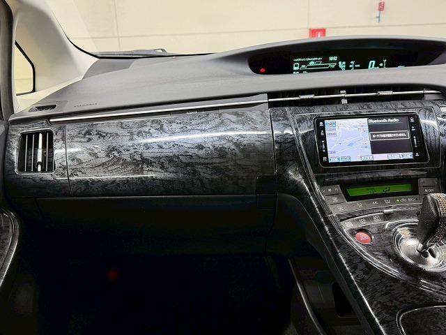 プリウス S ツーリングセレクション G’s 禁煙車/バックカメラ/BBSアルミ/ETC/オートエアコン/オートライト/CD・DVD再生/ステアリングスイッチ/オートライト/エコモード/オートエアコン/テレビ(49枚目)