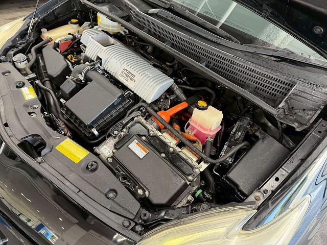 プリウス S ツーリングセレクション G’s 禁煙車/バックカメラ/BBSアルミ/ETC/オートエアコン/オートライト/CD・DVD再生/ステアリングスイッチ/オートライト/エコモード/オートエアコン/テレビ(62枚目)