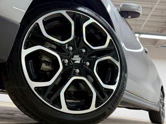 スイフトスポーツ ベースグレード MT6速/禁煙車/ブラインドスポット/ETC/レーダークルーズ/シートヒーター/クリアランスソナー/レーンキープ/衝突軽減/ステアリングスイッチ/ディスプレイオーディオ(12枚目)