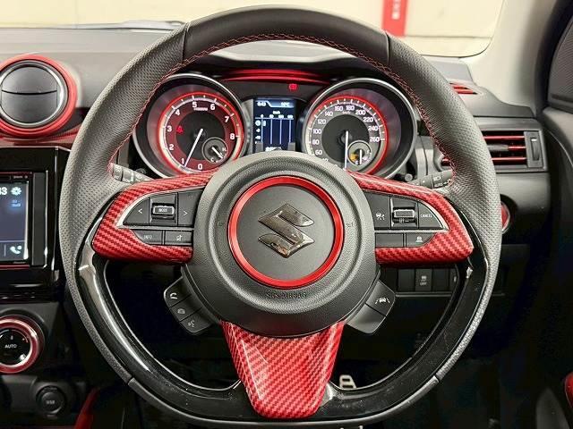 スイフトスポーツ ベースグレード MT6速/禁煙車/ブラインドスポット/ETC/レーダークルーズ/シートヒーター/クリアランスソナー/レーンキープ/衝突軽減/ステアリングスイッチ/ディスプレイオーディオ(14枚目)