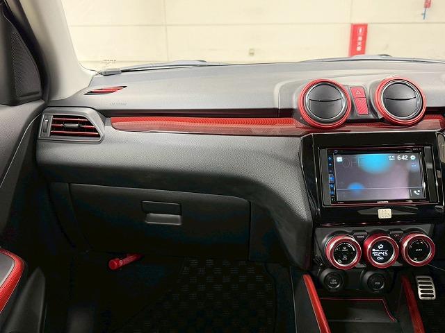 スイフトスポーツ ベースグレード MT6速/禁煙車/ブラインドスポット/ETC/レーダークルーズ/シートヒーター/クリアランスソナー/レーンキープ/衝突軽減/ステアリングスイッチ/ディスプレイオーディオ(54枚目)