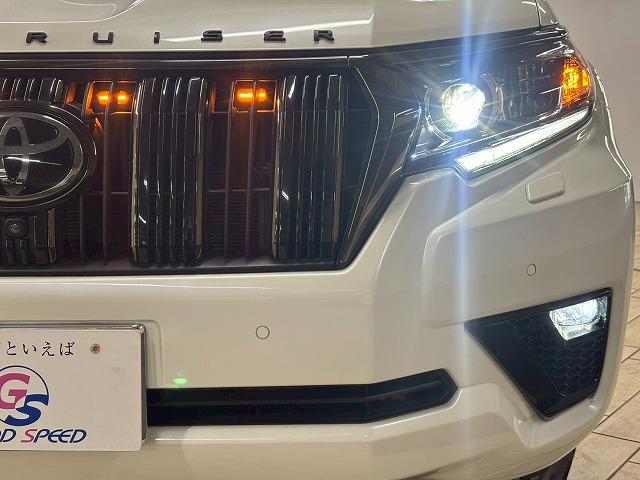 ランドクルーザープラド ＴＸ“Ｌパッケージ・７０ｔｈ　ＡＮＮＩＶＥＲＳＡＲＹ　ＬＩＭ　１オナ／サンルーフ／全周囲／メーカーナビ／ＥＴＣ／ルーフレール／ブラインドスポット／茶革／レーダークルーズ／シートヒーター＆シートクーラー／オートハイビーム／アップルカープレイ（60枚目）