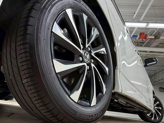 ノア Ｓ－Ｚ　禁煙車／バックカメラ／レーダークルーズ／ＥＴＣ／両側パワースライド／トヨタセーフティセンス／レーンキープ／衝突軽減／オートハイビーム／シートヒーター／Ｗエアコン／アップルカープレイ（12枚目）