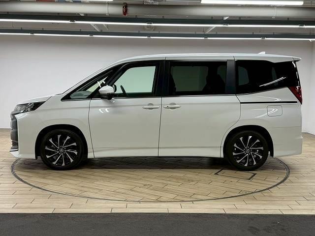 ノア Ｓ－Ｚ　禁煙車／バックカメラ／レーダークルーズ／ＥＴＣ／両側パワースライド／トヨタセーフティセンス／レーンキープ／衝突軽減／オートハイビーム／シートヒーター／Ｗエアコン／アップルカープレイ（18枚目）