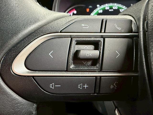 ノア Ｓ－Ｚ　禁煙車／バックカメラ／レーダークルーズ／ＥＴＣ／両側パワースライド／トヨタセーフティセンス／レーンキープ／衝突軽減／オートハイビーム／シートヒーター／Ｗエアコン／アップルカープレイ（41枚目）