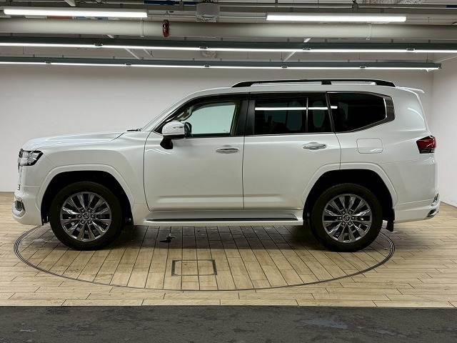 ランドクルーザー ＺＸ　モデリスタ／リアエンター／クールボックス／サンルーフ／全周囲／ＪＢＬ／ＧＲグリル／ルーフレール／シートヒーター＆シートクーラー／アップルカープレイ／電動リアゲート／ＡＣ１００Ｖ／ブラインドスポット（18枚目）