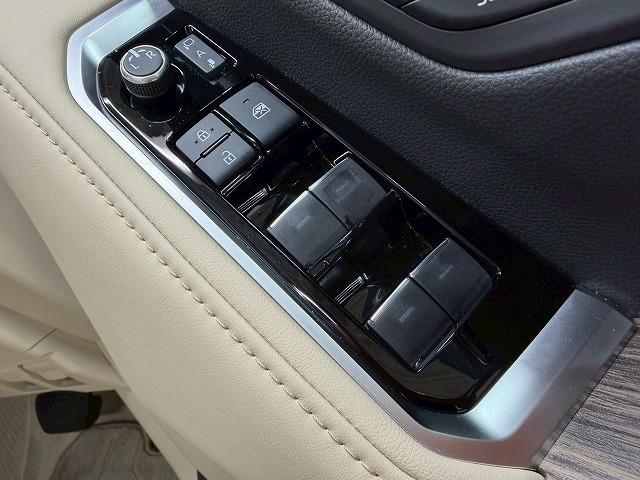 ランドクルーザー ＺＸ　モデリスタ／リアエンター／クールボックス／サンルーフ／全周囲／ＪＢＬ／ＧＲグリル／ルーフレール／シートヒーター＆シートクーラー／アップルカープレイ／電動リアゲート／ＡＣ１００Ｖ／ブラインドスポット（44枚目）