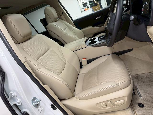 ランドクルーザー ＺＸ　モデリスタ／リアエンター／クールボックス／サンルーフ／全周囲／ＪＢＬ／ＧＲグリル／ルーフレール／シートヒーター＆シートクーラー／アップルカープレイ／電動リアゲート／ＡＣ１００Ｖ／ブラインドスポット（48枚目）