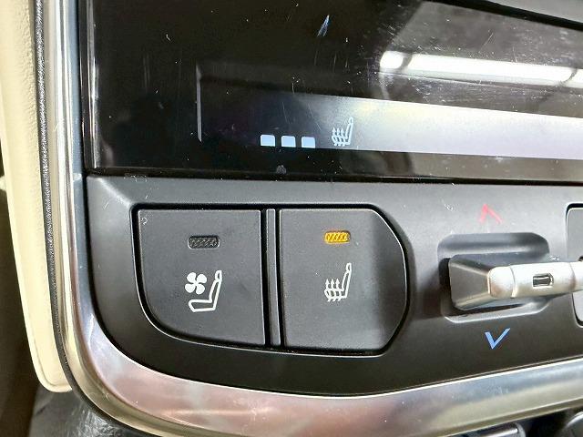 ランドクルーザー ＺＸ　モデリスタ／リアエンター／クールボックス／サンルーフ／全周囲／ＪＢＬ／ＧＲグリル／ルーフレール／シートヒーター＆シートクーラー／アップルカープレイ／電動リアゲート／ＡＣ１００Ｖ／ブラインドスポット（54枚目）