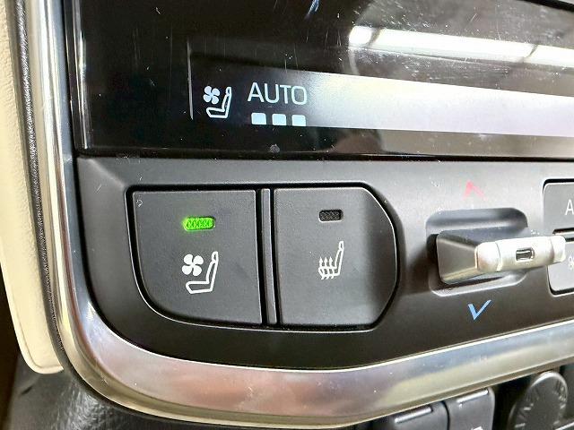 ランドクルーザー ＺＸ　モデリスタ／リアエンター／クールボックス／サンルーフ／全周囲／ＪＢＬ／ＧＲグリル／ルーフレール／シートヒーター＆シートクーラー／アップルカープレイ／電動リアゲート／ＡＣ１００Ｖ／ブラインドスポット（61枚目）