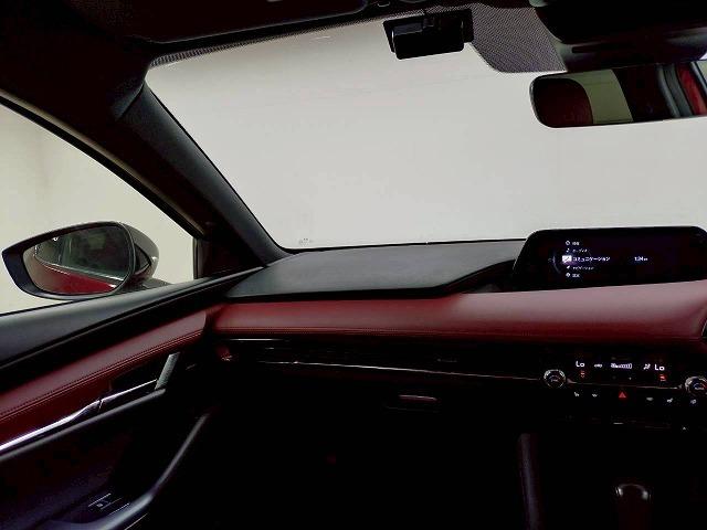 ＭＡＺＤＡ３ファストバック ＸＤバーガンディ　セレクション　ＢＢＳアルミ／シグネチャーエアロ／全周囲／ＢＯＳＥ／ブラインドスポット／レーダークルーズ／赤レザー／シートヒーター／ステアリングヒーター／ＣＤ・ＤＶＤ再生／アップルカープレイ（50枚目）