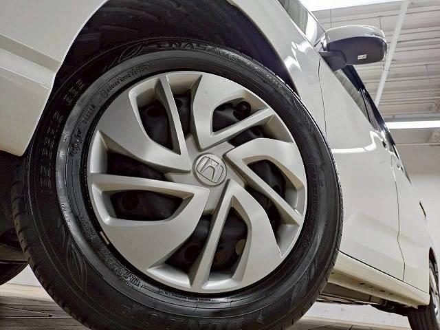 フリード Ｇ　７人　禁煙／レーダークルーズ／両側パワースライド／バックカメラ／レーンキープ／衝突軽減／シートヒーター／ステアリングスイッチ／アイドリングストップ／ＣＤ・ＤＶＤ再生（12枚目）