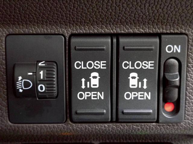 フリード Ｇ　７人　禁煙／レーダークルーズ／両側パワースライド／バックカメラ／レーンキープ／衝突軽減／シートヒーター／ステアリングスイッチ／アイドリングストップ／ＣＤ・ＤＶＤ再生（41枚目）