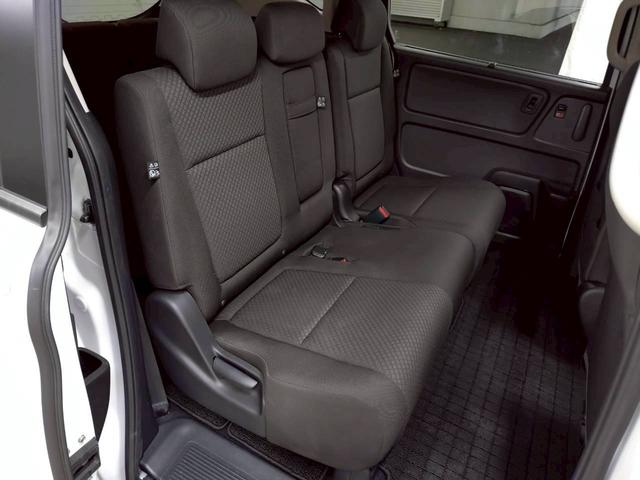 フリード Ｇ　７人　禁煙／レーダークルーズ／両側パワースライド／バックカメラ／レーンキープ／衝突軽減／シートヒーター／ステアリングスイッチ／アイドリングストップ／ＣＤ・ＤＶＤ再生（48枚目）