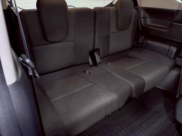 フリード Ｇ　７人　禁煙／レーダークルーズ／両側パワースライド／バックカメラ／レーンキープ／衝突軽減／シートヒーター／ステアリングスイッチ／アイドリングストップ／ＣＤ・ＤＶＤ再生（49枚目）