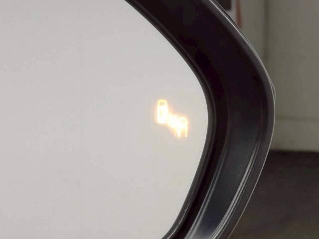 ヤリスクロス HYBRID Z 禁煙/全周囲/電動リアゲート/シートヒーター/ブラインドスポット/ヘッドアップディスプレイ/レーダークルーズ/ディスプレイオーディオ/アップルカープレイ/ナビキッド/フルセグ(5枚目)