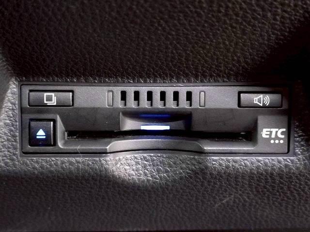 ヤリスクロス HYBRID Z 禁煙/全周囲/電動リアゲート/シートヒーター/ブラインドスポット/ヘッドアップディスプレイ/レーダークルーズ/ディスプレイオーディオ/アップルカープレイ/ナビキッド/フルセグ(13枚目)