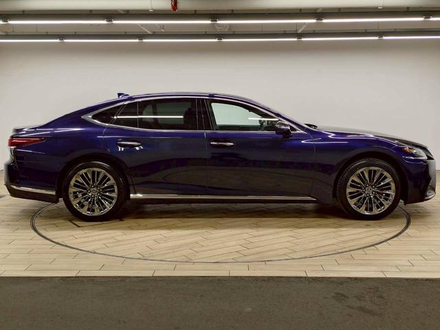 LS LS500 “version L” 全周囲/20インチアルミ/デジタルミラー/AC100V/後席シートヒーター/レーダークルーズ/ブラインドスポット/電動リアゲート/シートヒーター&シートクーラー/CD・DVD再生(68枚目)