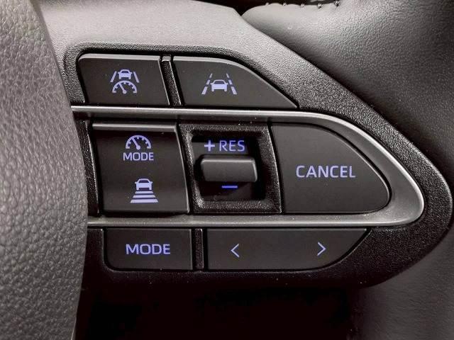 ヴォクシー S-Z 禁煙/10.5インチ/両側パワースライド/ETC/シートヒーター/レーダークルーズ/オートハイビーム/HDMI/アップルカープレイ/CD・DVD再生/Wエアコン/ブラインドスポット(6枚目)