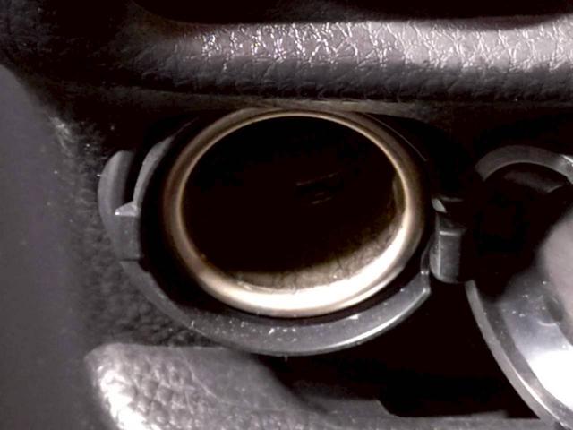 ヴォクシー S-Z 禁煙/10.5インチ/両側パワースライド/ETC/シートヒーター/レーダークルーズ/オートハイビーム/HDMI/アップルカープレイ/CD・DVD再生/Wエアコン/ブラインドスポット(38枚目)