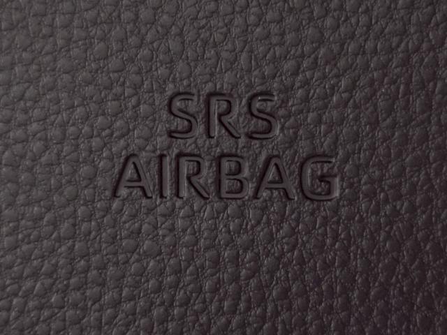 ヴォクシー S-Z 禁煙/10.5インチ/両側パワースライド/ETC/シートヒーター/レーダークルーズ/オートハイビーム/HDMI/アップルカープレイ/CD・DVD再生/Wエアコン/ブラインドスポット(46枚目)