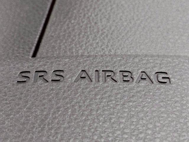 ヴォクシー S-Z 禁煙/10.5インチ/両側パワースライド/ETC/シートヒーター/レーダークルーズ/オートハイビーム/HDMI/アップルカープレイ/CD・DVD再生/Wエアコン/ブラインドスポット(49枚目)