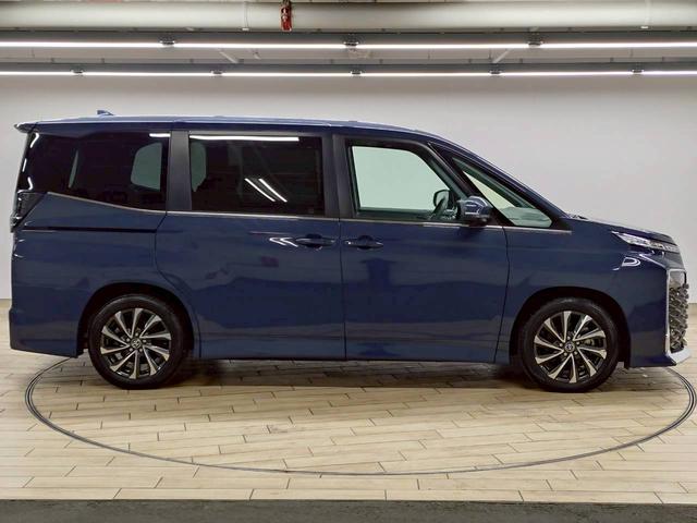 ヴォクシー S-Z 禁煙/10.5インチ/両側パワースライド/ETC/シートヒーター/レーダークルーズ/オートハイビーム/HDMI/アップルカープレイ/CD・DVD再生/Wエアコン/ブラインドスポット(79枚目)