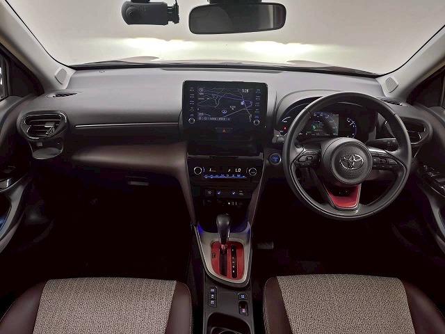 ヤリスクロス ＨＹＢＲＩＤ　Ｚ　禁煙車／バックカメラ／ブラインドスポット／レーダークルーズ／シートヒーター／ＥＴＣ／アップルカープレイ／ブレーキホールド／オートハイビーム／ＥＴＣ／レーンキープアシスト（51枚目）