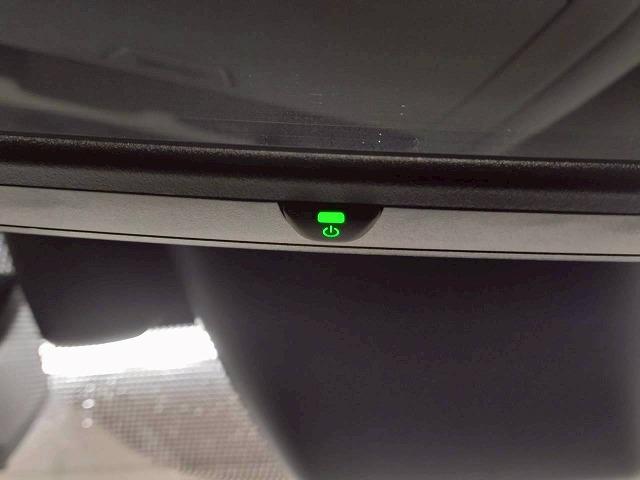 LX LX570 禁煙/サンルーフ/全周囲/電動リアゲート/ブラインドスポット/ヘッドアップディスプレイ/7人乗り/シートヒーター&シートクーラー/AC100V/ステアリングヒーター/後席シートヒーター(28枚目)