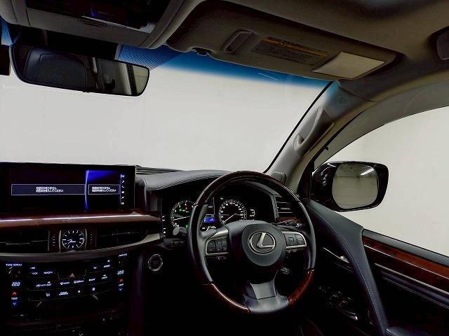 LX LX570 禁煙/サンルーフ/全周囲/電動リアゲート/ブラインドスポット/ヘッドアップディスプレイ/7人乗り/シートヒーター&シートクーラー/AC100V/ステアリングヒーター/後席シートヒーター(56枚目)