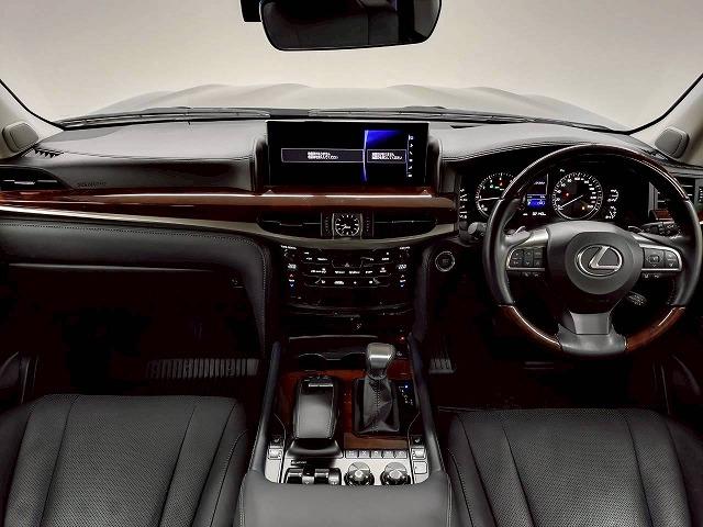 LX LX570 禁煙/サンルーフ/全周囲/電動リアゲート/ブラインドスポット/ヘッドアップディスプレイ/7人乗り/シートヒーター&シートクーラー/AC100V/ステアリングヒーター/後席シートヒーター(58枚目)