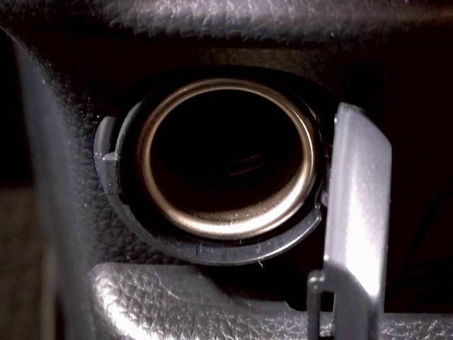 ヴォクシー S-Z 1オナ/14型有機ELフリップ/トヨタチームメイト/10.5インチ/シートヒーター/ETC/アップルカープレイ/レーダークルーズ/両側パワースライド/オートハイビーム/全周囲カメラ(41枚目)