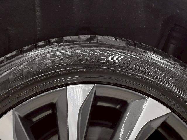 ヴォクシー S-Z 1オナ/14型有機ELフリップ/トヨタチームメイト/10.5インチ/シートヒーター/ETC/アップルカープレイ/レーダークルーズ/両側パワースライド/オートハイビーム/全周囲カメラ(62枚目)