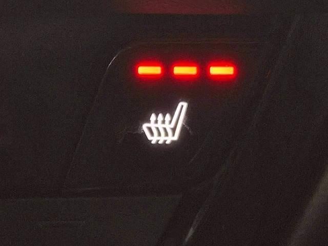 ヴェゼル e:HEV Z バックカメラ/レーダークルーズ/電動リアゲート/ブラインドスポット/ワイヤレス充電/アップルカープレイ/シートヒーター/禁煙車/パドルシフト/クリアランスソナー(8枚目)