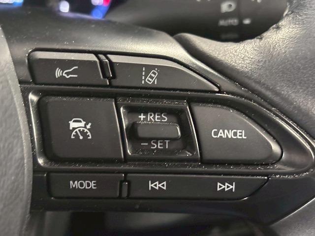 ヤリスクロス ＨＹＢＲＩＤ　Ｚ　禁煙／全周囲／レーダークルーズ／ＥＴＣ／ブラインドスポット／電動リアゲート／シートヒーター／アップルカープレイ／ステアリングヒーター／衝突軽減／ブレーキホールド（25枚目）