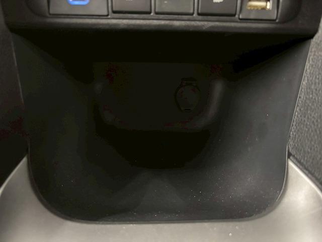 ヤリスクロス ＨＹＢＲＩＤ　Ｚ　禁煙／全周囲／レーダークルーズ／ＥＴＣ／ブラインドスポット／電動リアゲート／シートヒーター／アップルカープレイ／ステアリングヒーター／衝突軽減／ブレーキホールド（40枚目）