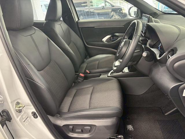 ヤリスクロス ＨＹＢＲＩＤ　Ｚ　禁煙／全周囲／レーダークルーズ／ＥＴＣ／ブラインドスポット／電動リアゲート／シートヒーター／アップルカープレイ／ステアリングヒーター／衝突軽減／ブレーキホールド（55枚目）