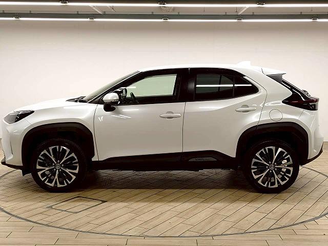 ヤリスクロス ＨＹＢＲＩＤ　Ｚ　禁煙／全周囲／レーダークルーズ／ＥＴＣ／ブラインドスポット／電動リアゲート／シートヒーター／アップルカープレイ／ステアリングヒーター／衝突軽減／ブレーキホールド（66枚目）