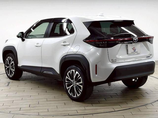 ヤリスクロス ＨＹＢＲＩＤ　Ｚ　禁煙／全周囲／レーダークルーズ／ＥＴＣ／ブラインドスポット／電動リアゲート／シートヒーター／アップルカープレイ／ステアリングヒーター／衝突軽減／ブレーキホールド（72枚目）