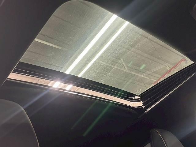 クラウンクロスオーバー ＲＳ　“Ａｄｖａｎｃｅｄ”　禁煙／サンルーフ／モデリスタ／全周囲／ＥＴＣ／デジタルミラー／アドバンスドパーク／ＡＣ１００Ｖ／電動リアゲート／ブラインドスポット／モデリスタアルミ／シートヒーター＆シートクーラー（4枚目）