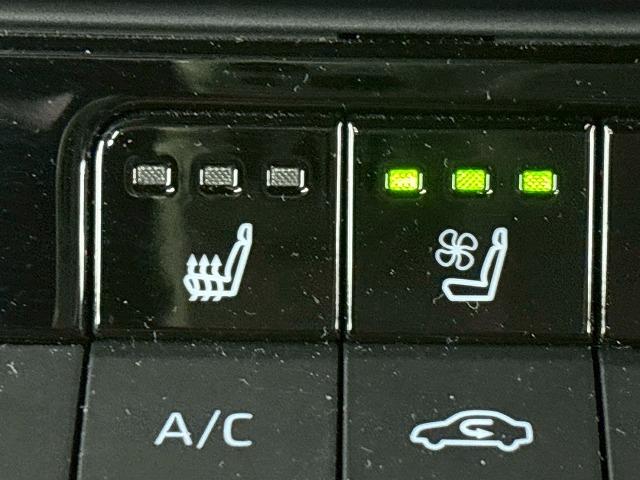 クラウンクロスオーバー ＲＳ　“Ａｄｖａｎｃｅｄ”　禁煙／サンルーフ／モデリスタ／全周囲／ＥＴＣ／デジタルミラー／アドバンスドパーク／ＡＣ１００Ｖ／電動リアゲート／ブラインドスポット／モデリスタアルミ／シートヒーター＆シートクーラー（35枚目）