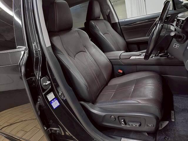 ＲＸ ＲＸ４５０ｈ　“ｖｅｒｓｉｏｎ　Ｌ”　禁煙車／全周囲／モデリスタ／サンルーフ／電動リアゲート／ヘッドアップディスプレイ／レーダークルーズ／ブラインドスポット／レーダークルーズ／ステアリングヒーター／後席シートヒーター（10枚目）