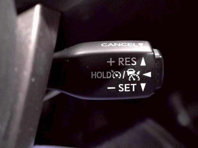 ＲＸ ＲＸ４５０ｈ　“ｖｅｒｓｉｏｎ　Ｌ”　禁煙車／全周囲／モデリスタ／サンルーフ／電動リアゲート／ヘッドアップディスプレイ／レーダークルーズ／ブラインドスポット／レーダークルーズ／ステアリングヒーター／後席シートヒーター（26枚目）