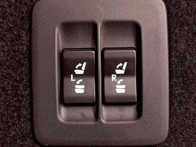 ＲＸ ＲＸ４５０ｈ　“ｖｅｒｓｉｏｎ　Ｌ”　禁煙車／全周囲／モデリスタ／サンルーフ／電動リアゲート／ヘッドアップディスプレイ／レーダークルーズ／ブラインドスポット／レーダークルーズ／ステアリングヒーター／後席シートヒーター（32枚目）