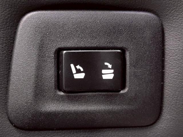 ＲＸ ＲＸ４５０ｈ　“ｖｅｒｓｉｏｎ　Ｌ”　禁煙車／全周囲／モデリスタ／サンルーフ／電動リアゲート／ヘッドアップディスプレイ／レーダークルーズ／ブラインドスポット／レーダークルーズ／ステアリングヒーター／後席シートヒーター（37枚目）