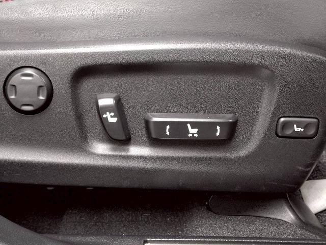 ＲＸ ＲＸ４５０ｈ　“ｖｅｒｓｉｏｎ　Ｌ”　禁煙車／全周囲／モデリスタ／サンルーフ／電動リアゲート／ヘッドアップディスプレイ／レーダークルーズ／ブラインドスポット／レーダークルーズ／ステアリングヒーター／後席シートヒーター（48枚目）